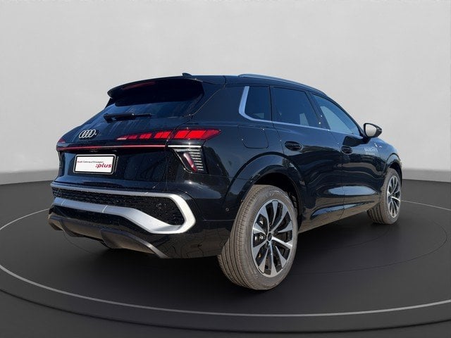 Audi Q3 SUV TFSI S tronic TechPlus*Pano* S line