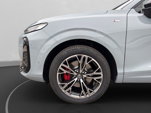 Audi Q3 TFSI quattro *TechPro*S line*DigiMatrix*HuD* Akustikglas ACC HUD