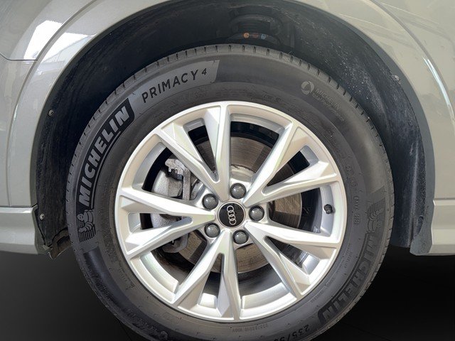 Audi Q3 40 TFSI quattro S line *LED*GRA*PDC*SZH*KESSY* PDC el.Heck  SHZ