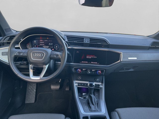 Audi Q3 advanced 40 TFSI quattro