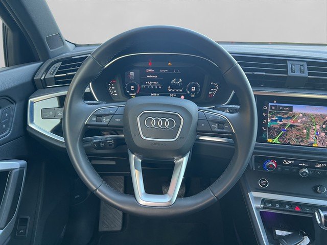 Audi Q3 advanced 40 TFSI quattro