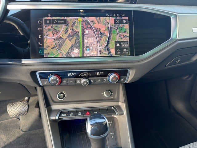 Audi Q3 35 TFSI advanced *PANO*LED*ACC*SOUND*RFK*SZH* AHK Virtual LED Navi