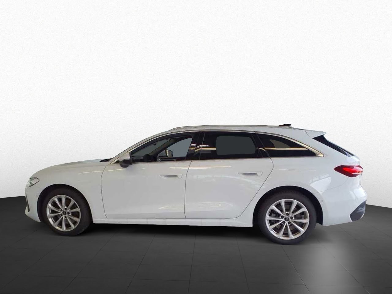 Audi A5 Avant TDI quattro 150 kW 2026 AHK SoundSys