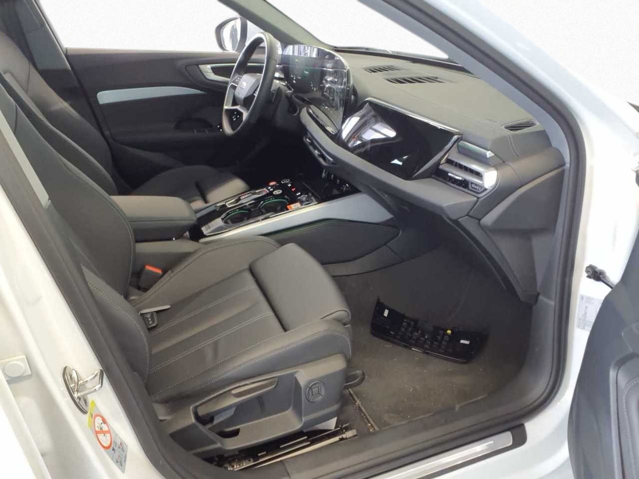 Audi A5 Avant TDI quattro 150 kW 2026 AHK SoundSys