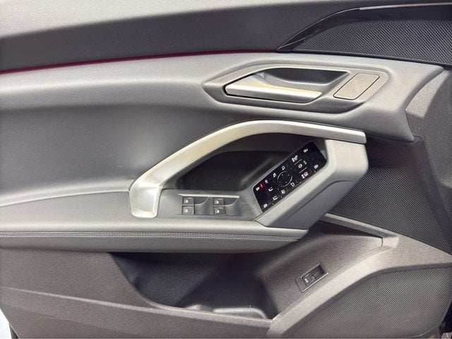 Audi Q5 TDI quattro S tronic Edition One *TECH PRO*