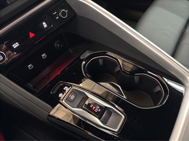 Audi Q5 TDI quattro S tronic Edition One *TECH PRO*