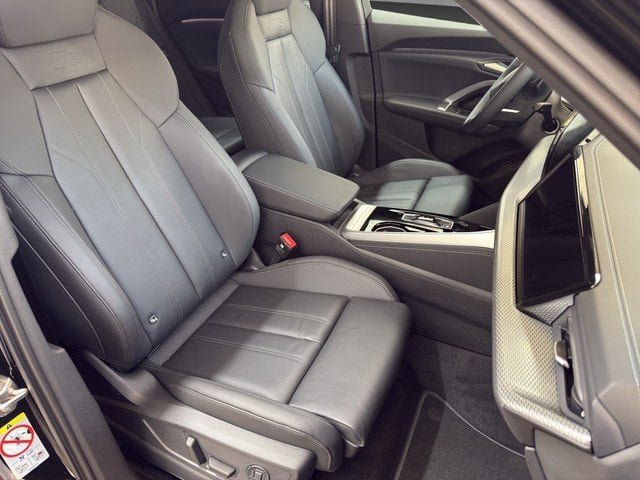 Audi Q5 TDI quattro S tronic Edition One *TECH PRO*