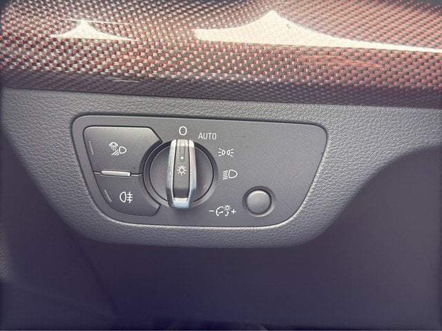 Audi Q5 45 TFSI quattro S line *MATRIX*SHZ*NAVI*ACC* PDC