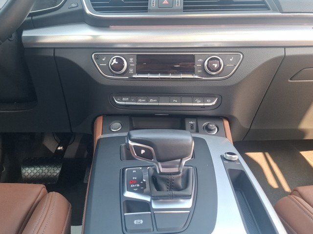 Audi Q5 40 TDI quattro advanced *LED*B&O*AHK*PANO*SH* PDC