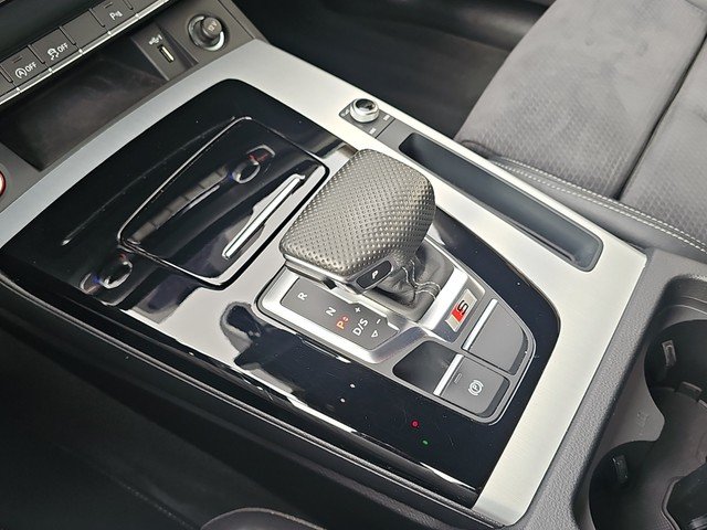 Audi SQ5 quatto tiptronic AHK*LED*PDC*PRIVACY*NAVI*SH PDC DynLicht Akustikglas el.Heck AUT