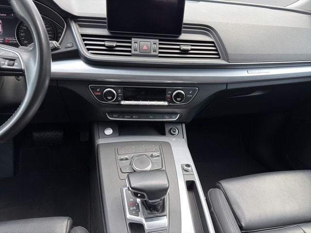 Audi Q5 40 TDI quattro sport *NAVI*LEDER*ACC*KAMERA* PDC ACC DynLicht