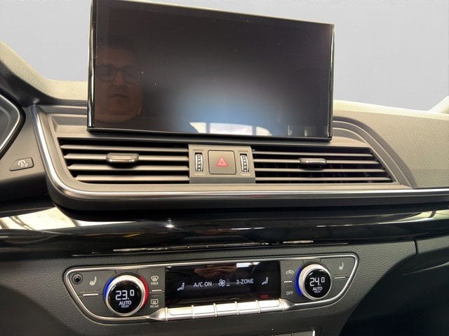 Audi Q5 50 TFSI e quattro *MATRIX*360°*AHK*ACC*NAVI* PDC DynLicht
