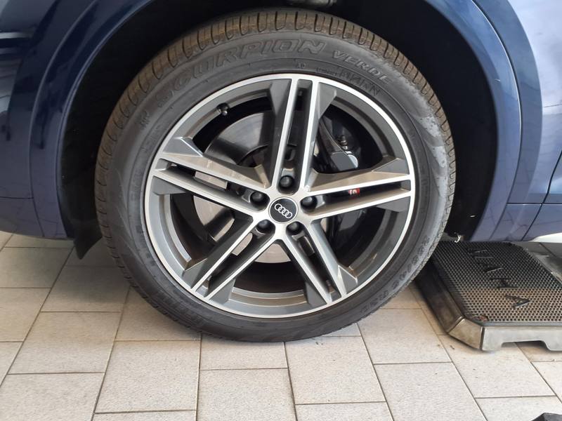 Audi SQ5 Sportback 3.0 TDI quattro *AHK*MATRIX*LUFT* PDC DynLicht