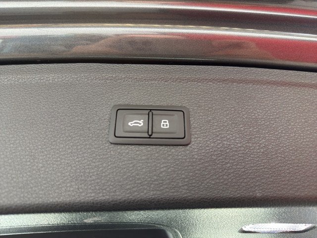 Audi Q5 55 TFSI e quattro S line *PANO*ACC*LED*360°* PDC