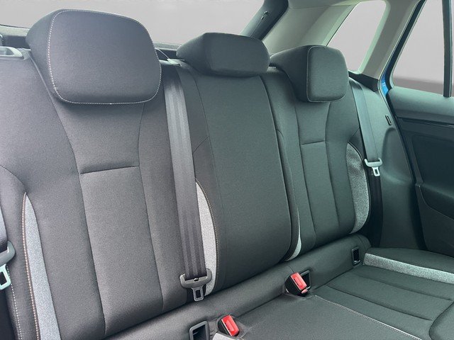 Skoda Kamiq 1.5 TSI DSG Tour *AHK*MATRIX*RFK*NAVI*SZH* PDC SpurH Virtual Kam.