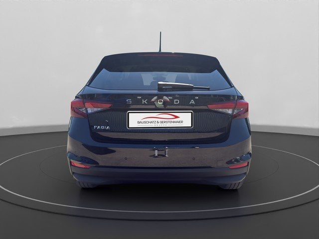Skoda Fabia 1.0 TSI DSG Tour ACC PDC KlimaA Winterp. Navi