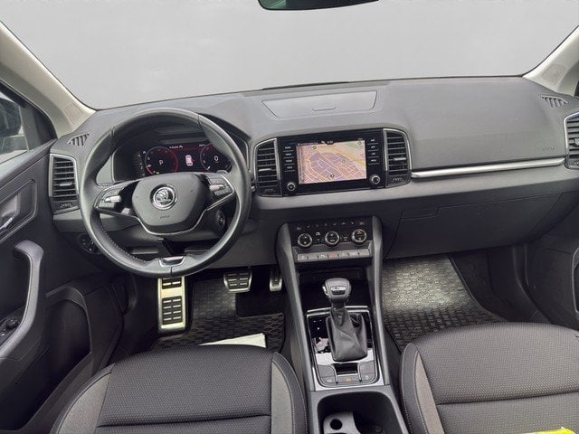 Skoda Karoq 2.0 TDI DSG Tour *LED*VIRTUAL*SZH*RFK*PDC* AHK LED Navi PDC Kam.