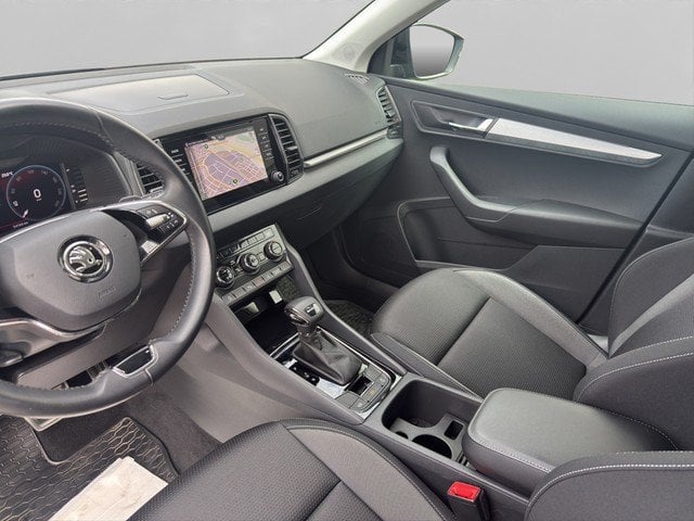 Skoda Karoq 2.0 TDI DSG Tour *LED*VIRTUAL*SZH*RFK*PDC* AHK LED Navi PDC Kam.