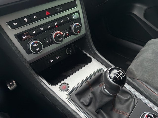 Seat Ateca 2.0 TDI FR AHK*STHZ*LED*NAVI*ACC*VIRTUAL AHK Standh. Sportp.