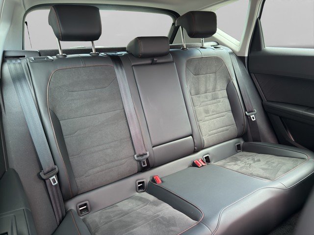 Seat Ateca 2.0 TDI DSG FR *ACC*NAVI*AHK*LED*STHZ*SZH* DynLicht SpurH SpurW
