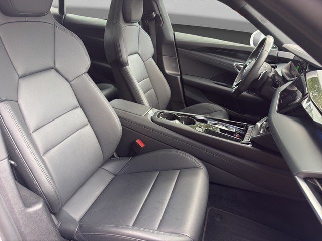Audi e-tron GT quattro *LUFT*NAVI*PANO*LED*360°*DWA* PDC ACC DynLicht SpurH