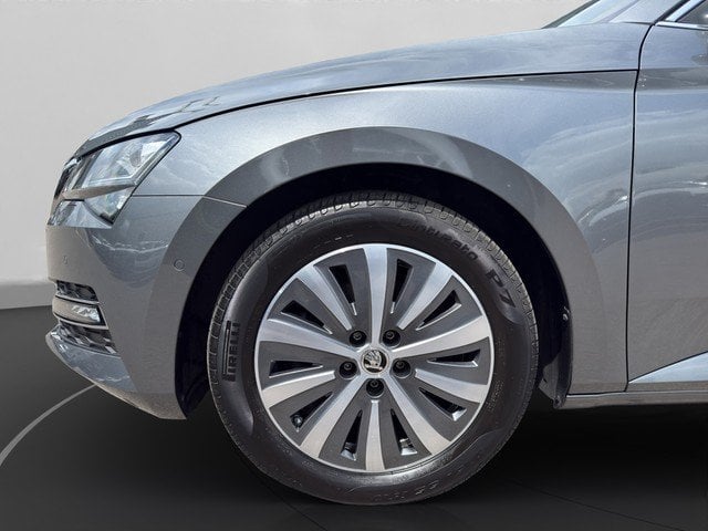 Skoda Superb Lim. 2.0 TSI DSG Style *LED*NAVI*ACC*AHK* AHK Navi PDC ACC