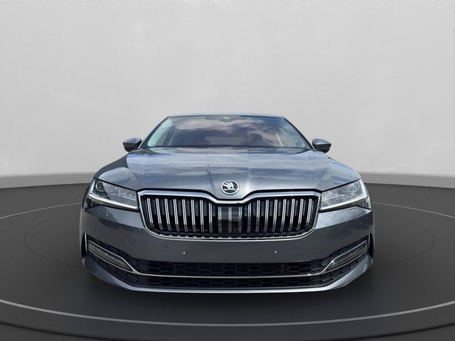 Skoda Superb Lim. 2.0 TSI DSG Style *LED*NAVI*ACC*AHK* AHK Navi PDC ACC
