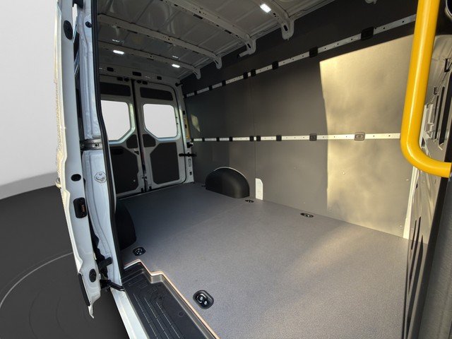VW Crafter 35 Kasten MR HD 2.0 TDI *AHK*KLIMA*