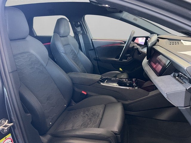Audi A6 Avant e-tron performance edition one grey