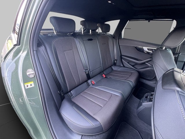 Audi A4 Avant 35 TFSI S Line