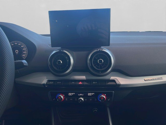 Audi Q2 S line 40 TFSI quattro Matrix*AHK*SONOS