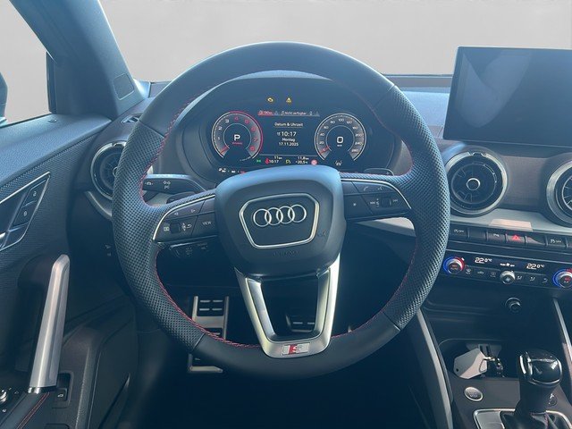 Audi Q2 S line 40 TFSI quattro Matrix*AHK*SONOS