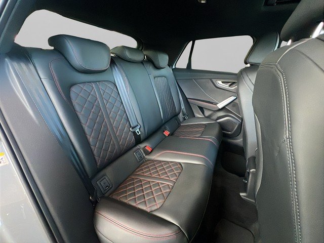 Audi Q2 S line 40 TFSI quattro Matrix*AHK*SONOS