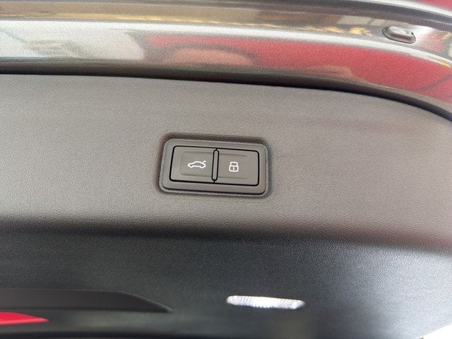 Audi Q6 SUV e-tron quattro Pano*AHK*S line busines