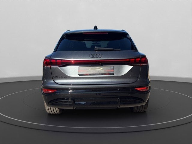 Audi Q6 SUV e-tron quattro Pano*AHK*S line busines