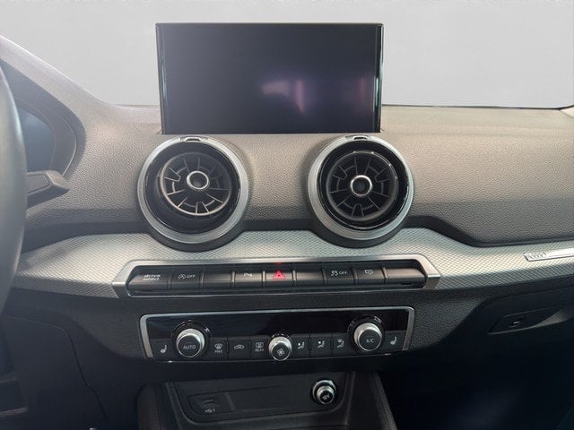 Audi Q2 30 TDI advanced *LEDER*SH*NAVI*OPTIK*KAMERA* PDC ACC SpurH