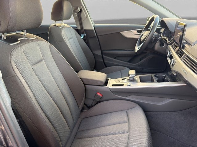 Audi A4 Avant 40 TDI quattro S line *LED*AHK*ACC*SZH*