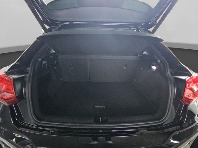 Audi SQ2 2.0 TFSI quattro *AHK*LEDER*SH*NAVI*MATRIX* AHK MATRIX Navi ACC