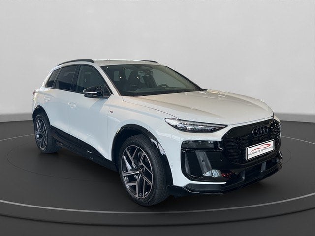 Audi Q6 e-tron perf. TechPro*Pano* S line business