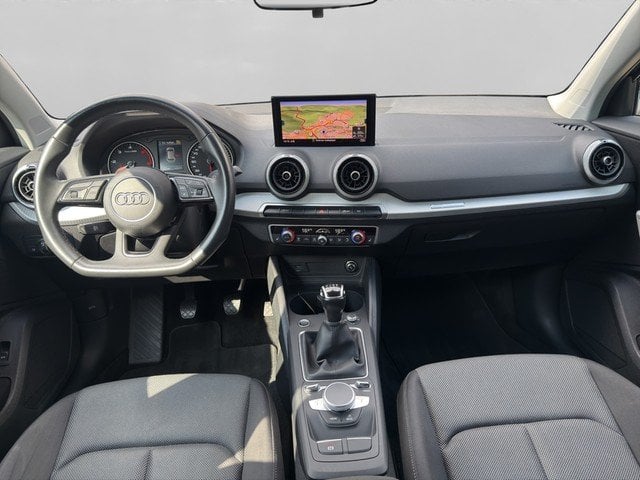 Audi Q2 30 TDI advanced *LED*NAVI*SZH*KESSY*SIDE* SpurH el.Heck