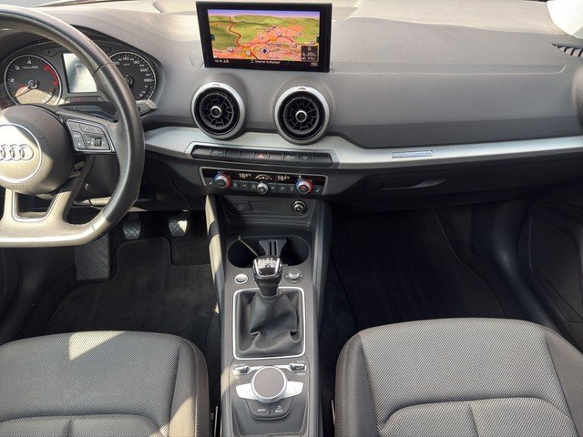 Audi Q2 30 TDI advanced *LED*NAVI*SZH*KESSY*SIDE* SpurH el.Heck