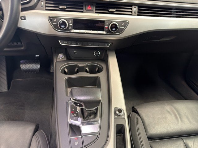 Audi A4 Avant 40 TDI S line *PANO*SOUND*ACC*SZH*RFK* PDC SpurH