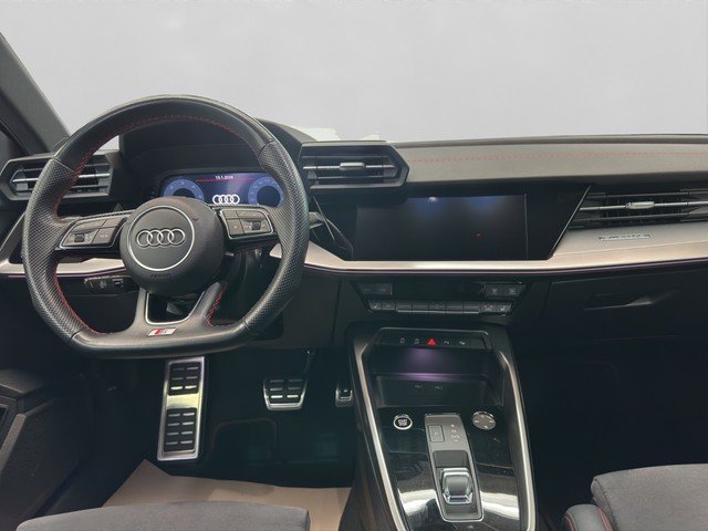 Audi A3 Sportback 40 TDI quattro S tronic S line AHK ACC LM