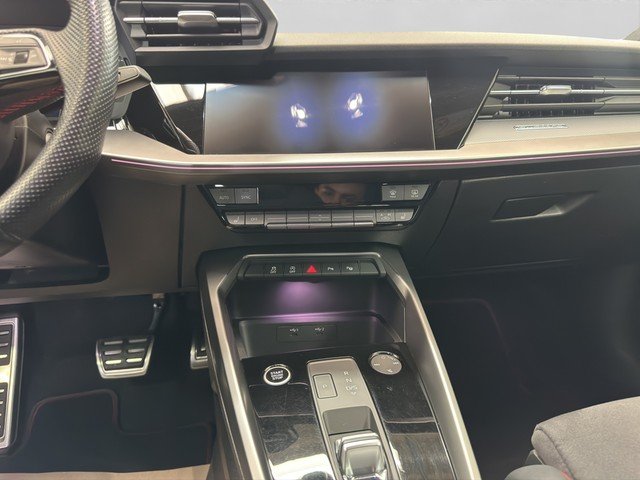 Audi A3 Sportback 40 TDI quattro S tronic S line AHK ACC LM