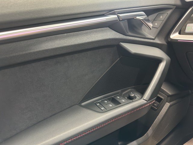 Audi A3 Sportback 40 TDI quattro S tronic S line AHK ACC LM