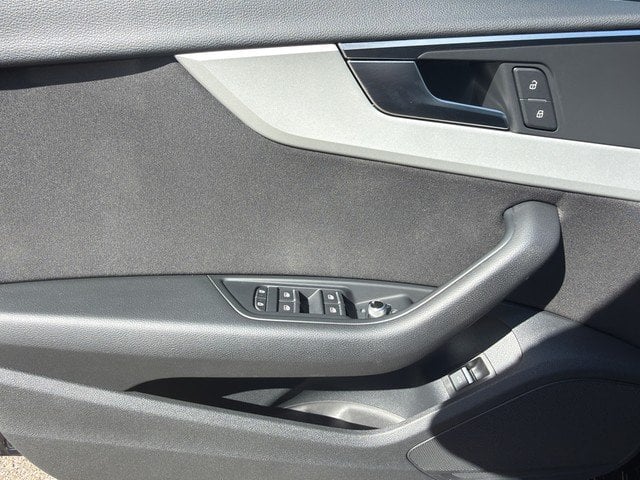 Audi A4 Avant 40 TFSI advanced *NAVI*LED*PANO*KAMERA* PDC
