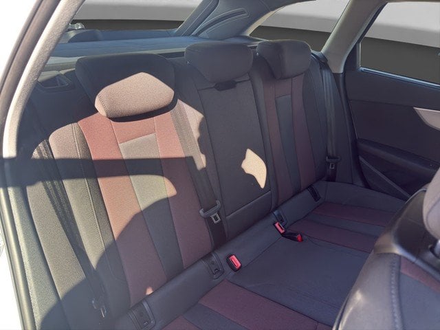 Audi A4 Avant 40 TDI quattro advanced *AHK*LED*NAVI*