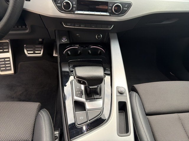 Audi A4 Avant 35 TFSI S Line MATRIX*NAVI*SHZ*KAMERA* PDC