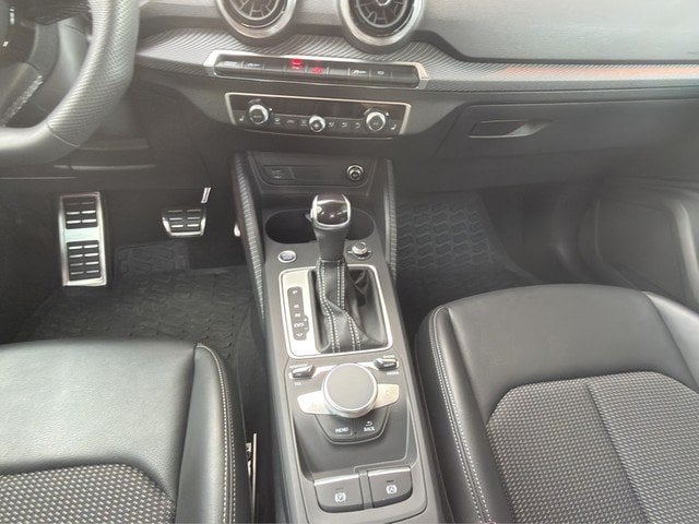 Audi Q2 35 TFSI S Line *LED*NAVI*KAMERA* PDC el.Heck