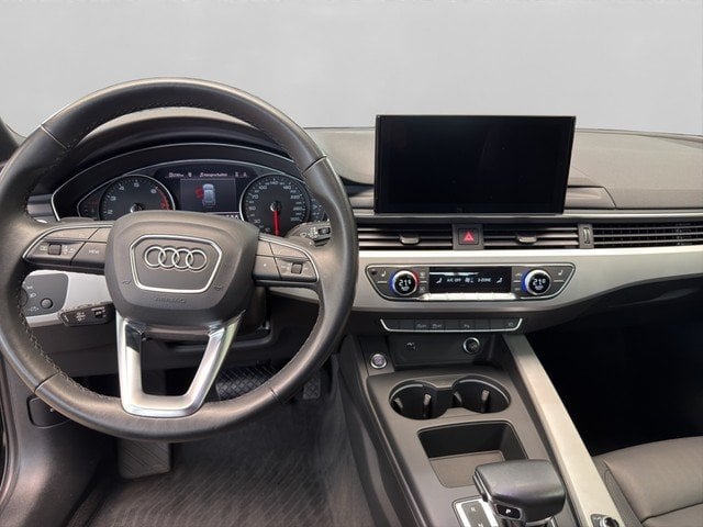 Audi A4 Avant 35 TFSI advanced *LEDER*AHK*NAVI*SOUND* PDC
